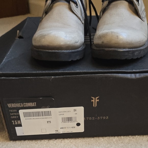 Frye Women's Gray Lace-Up Combat Boots - Picture 3 of 6